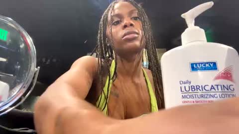 JuicyExotic online show from January 2025 04:03:01 AM