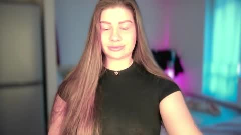 Elena online show from April 2026 04:31:02 PM