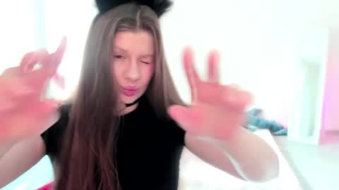 Elena online show from June 2026 02:32:02 PM