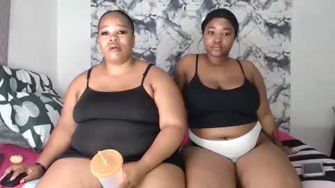 juicyjasminx online show from May 2026 11:12:02 PM