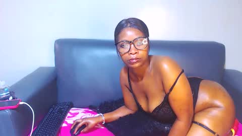 juicylips2016 online show from June 2026 06:30:01 AM