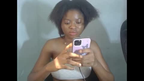 juicynpinkx online show from April 2026 09:26:01 AM