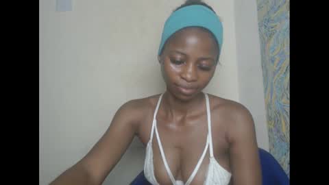 juicypiexx online show from February 2025 01:30:02 AM