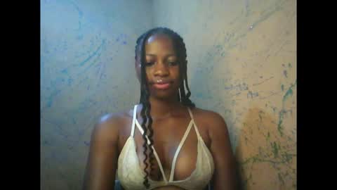 juicypiexx online show from November 2025 03:56:02 PM