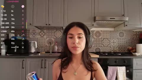 Juicy online show from October 2025 11:29:01 AM