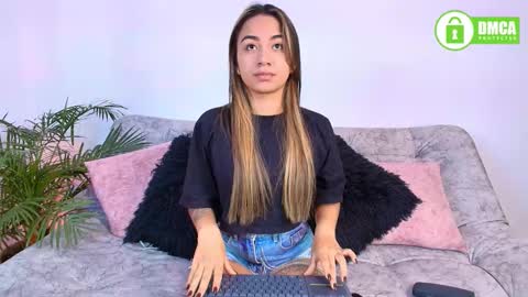 Jules and Gia online show from March 2026 05:17:01 PM