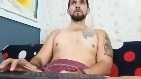 juleslake2 online show from October 2025 01:24:02 PM