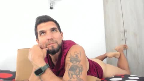 juleslake2 online show from December 2025 09:55:02 PM