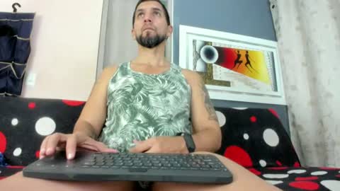 juleslake2 online show from June 2026 11:36:01 AM