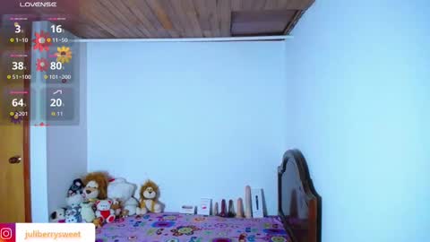 Snapshot of juli05star chatting on October 2025 01:57:01 AM Juliana online show from October 2025 01:57:01 AM