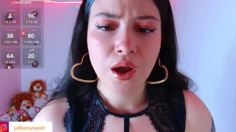 Snapshot of juli05star chatting on November 2025 11:26:02 PM Juliana online show from November 2025 11:26:02 PM