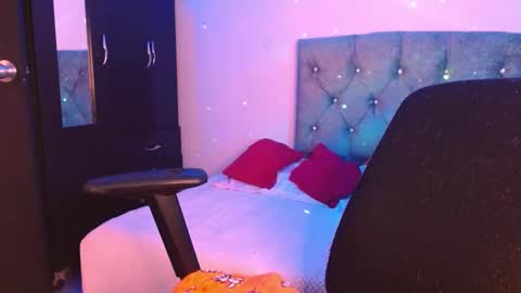 Snapshot of juli_69 chatting on March 2025 07:49:02 PM  Juliana Torres  online show from March 2025 07:49:02 PM