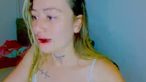 Snapshot of juli_69 chatting on October 2025 12:11:01 AM  Juliana Torres  online show from October 2025 12:11:01 AM