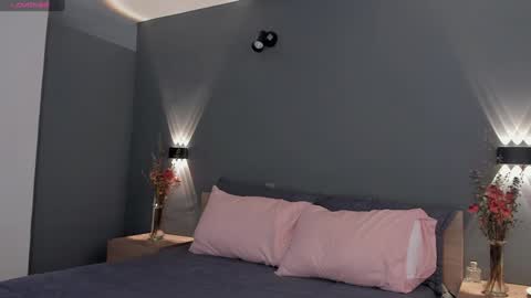 Juli Modelo Independiente online show from December 2024 05:55:01 PM