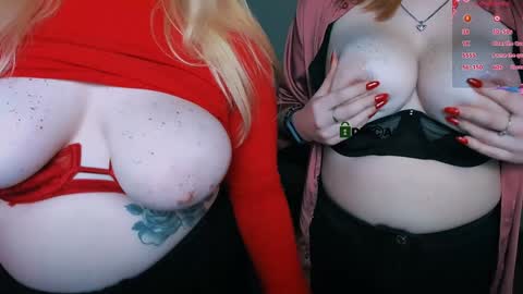 Snapshot of juli_kisss chatting on February 2025 02:06:02 AM juli kisss online show from February 2025 02:06:02 AM