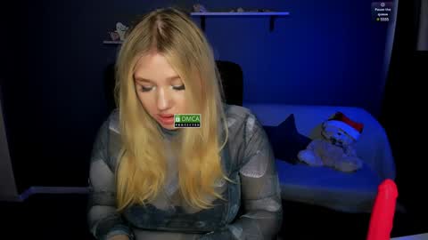 Snapshot of juli_kisss chatting on February 2025 12:37:01 PM juli kisss online show from February 2025 12:37:01 PM