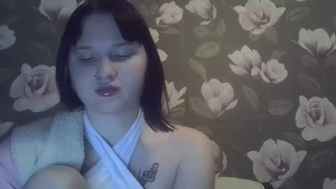 julia1605 online show from February 2026 07:01:01 PM