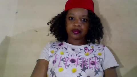 julia2817 online show from April 2026 06:27:02 PM