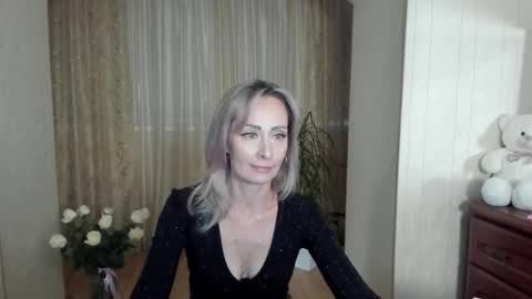 julia__cherry_ online show from February 2025 11:29:02 AM