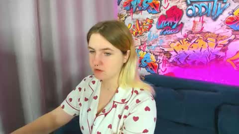 Snapshot of julia_jips chatting on September 2025 12:10:01 AM Julia Jips online show from September 2025 12:10:01 AM