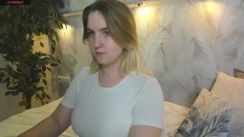 Snapshot of julia_jips chatting on September 2025 08:29:01 AM Julia Jips online show from September 2025 08:29:01 AM