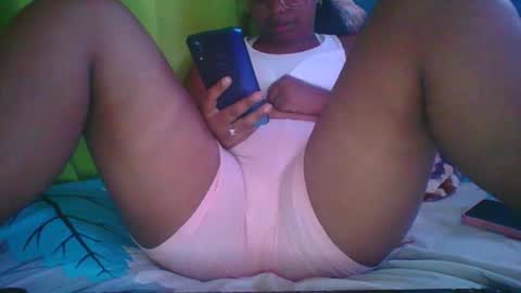 juliah02 online show from February 2025 11:12:01 AM