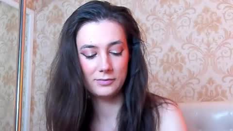 Snapshot of juliahunts chatting on July 2026 11:13:01 AM JuliaHunt online show from July 2026 11:13:01 AM