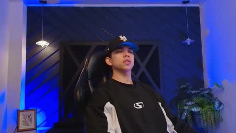 JULIAN  online show from March 2026 11:16:01 AM