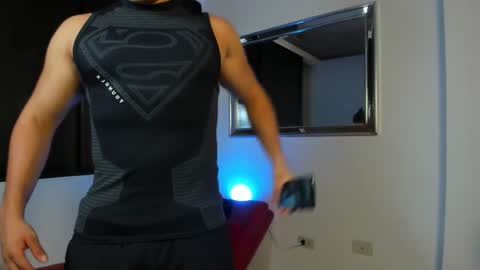 julian_wallace online show from March 2026 11:10:01 PM