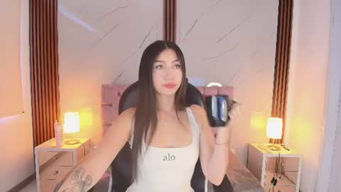  JULIANA CASTRO online show from July 2026 12:14:02 PM