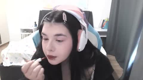 MIa online show from June 2026 09:29:01 AM