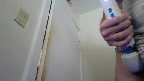 Snapshot of julianjj2001 chatting on December 2024 08:53:01 PM julianjj2001 online show from December 2024 08:53:01 PM