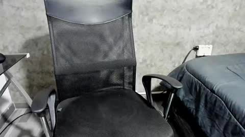 Julian online show from September 2025 09:45:02 AM