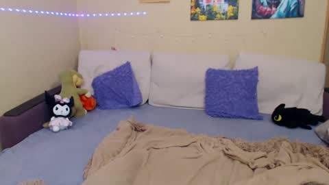 Jul online show from February 2025 07:16:01 PM