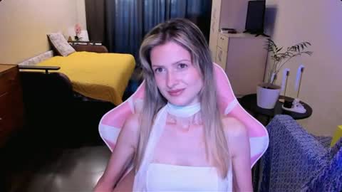 Snapshot of julie_flores chatting on August 2026 03:25:01 PM Julie online show from August 2026 03:25:01 PM