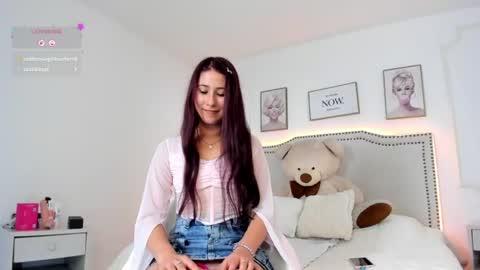 Snapshot of juliee_ross chatting on July 2026 01:36:01 PM juliee_ross online show from July 2026 01:36:01 PM