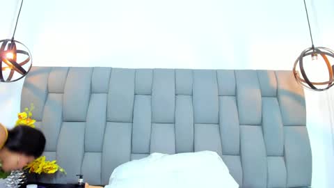 Julieehabubu online show from March 2026 10:37:01 PM