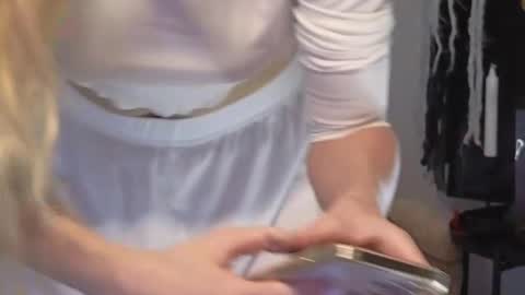 Julia online show from October 2025 11:51:02 AM