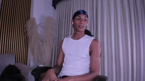 Julien online show from April 2026 12:01:01 PM