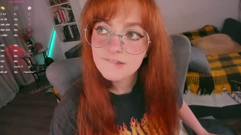 Snapshot of juliet_schoolgirl chatting on July 2026 01:47:02 PM Juliet online show from July 2026 01:47:02 PM