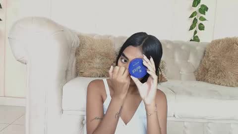 Juli online show from November 2025 07:02:02 PM