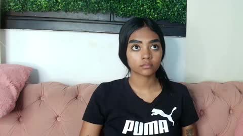 Juli online show from April 2026 07:03:02 PM