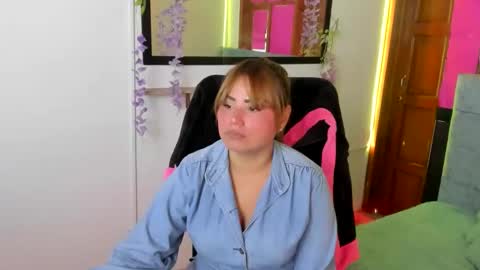 julieta_star69 online show from June 2026 07:25:01 PM