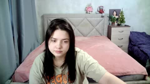 Snapshot of julietkalen chatting on January 2025 05:58:01 AM Julietkitty online show from January 2025 05:58:01 AM