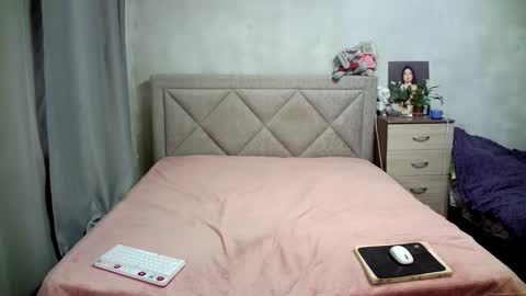 Snapshot of julietkalen chatting on February 2025 08:17:01 AM Julietkitty online show from February 2025 08:17:01 AM