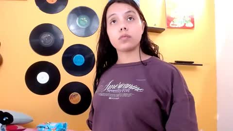 juliette18rose online show from June 2026 08:01:01 PM