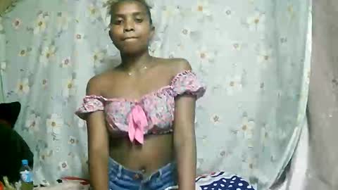 Snapshot of juliette9794 chatting on September 2025 05:02:02 PM juliette9794 online show from September 2025 05:02:02 PM