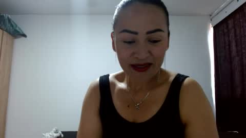 juliette_mur0 online show from July 2026 06:00:01 PM