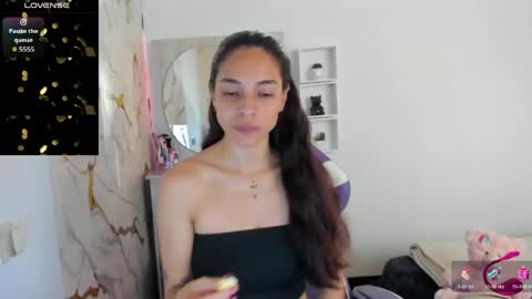 juliette online show from April 2026 03:50:01 PM