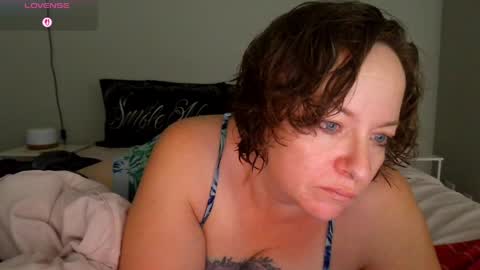 Juli Monroe online show from April 2026 09:44:01 AM